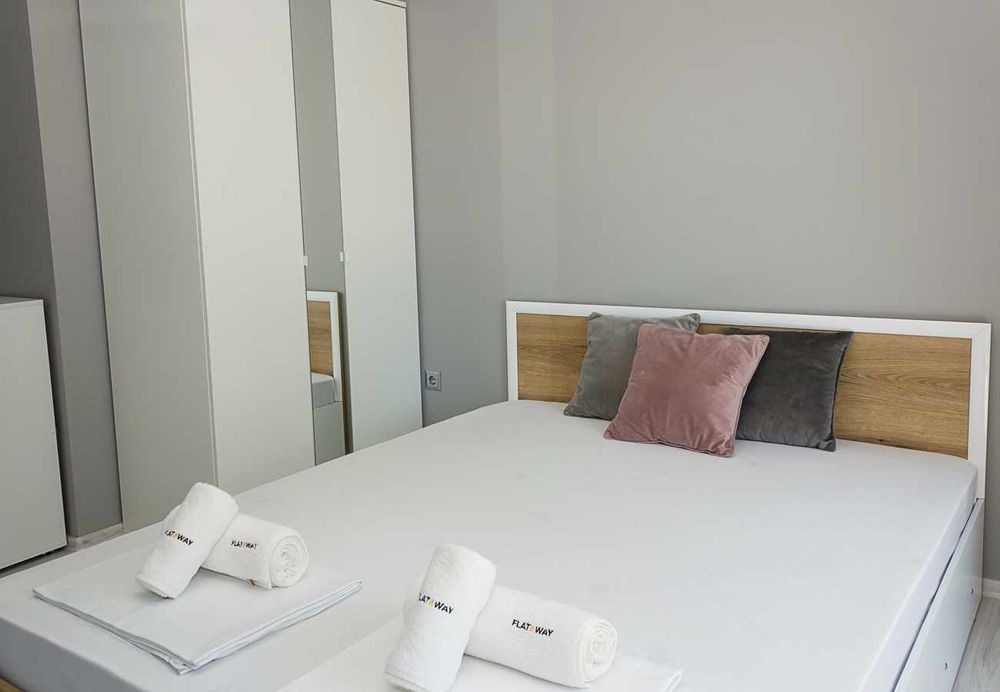 Дава се под наем Двустаен апартамент в к.к. Св.Св. Константин и Елена - 60 кв.м за 650 € - Снимка #11