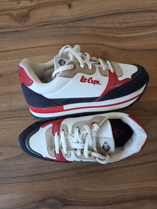 Дамски маратонки Lee Cooper