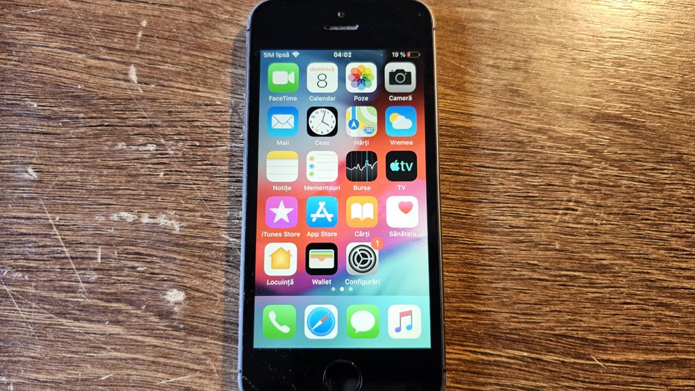 iPhone 5s silver 16Gb