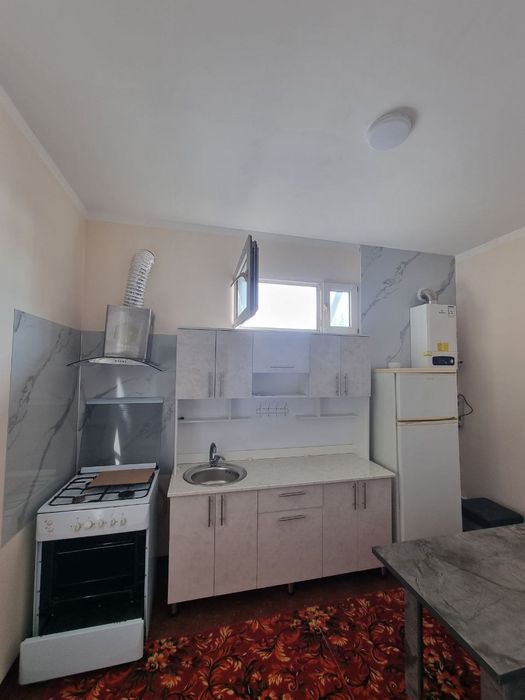 Зангиота туманида 3хонали квартира Арендага берилади Оилага