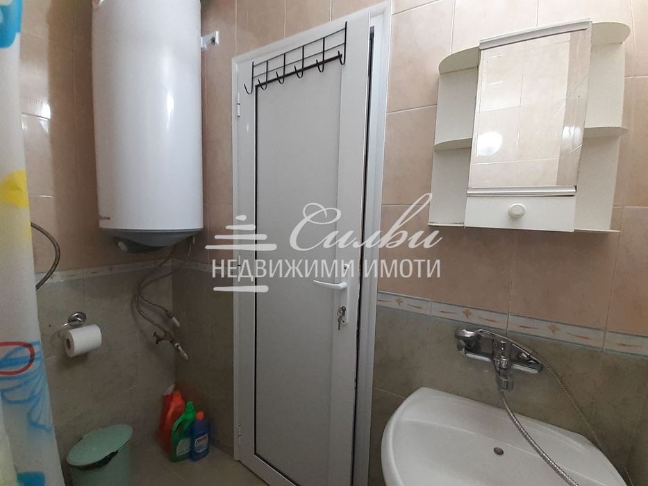Дава се под наем Едностаен апартамент в Шумен, Болницата - 35 кв.м за 204 € - Снимка #8