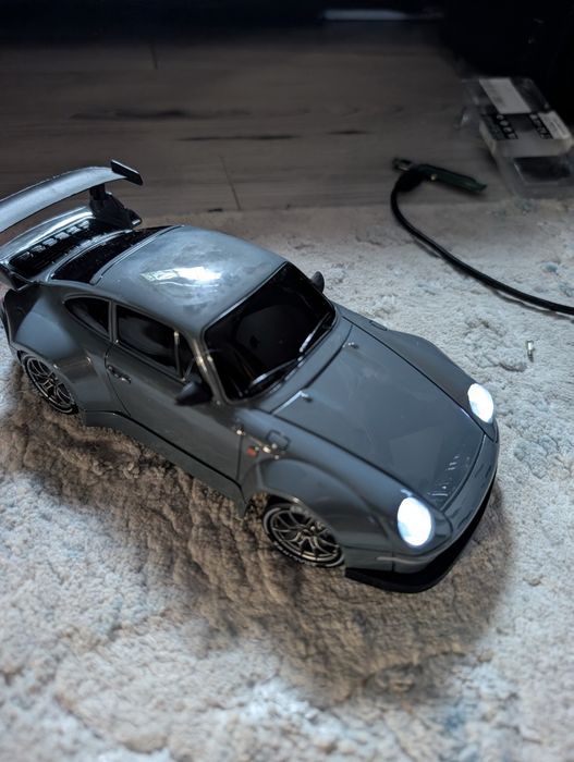 Discount 30%‼️ Masina Telecomanda Porsche 25km/h cu 2 baterii 1h autonomie - noua !