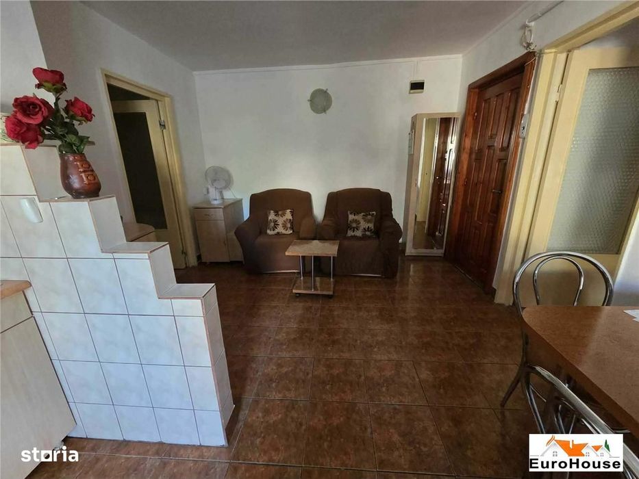 Apartament cu 3 camere de inchiriat in Alba Iulia Cetate — fotografia 3