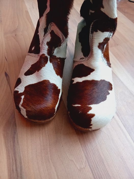 Tommy Hilfiger N37-38  апрески