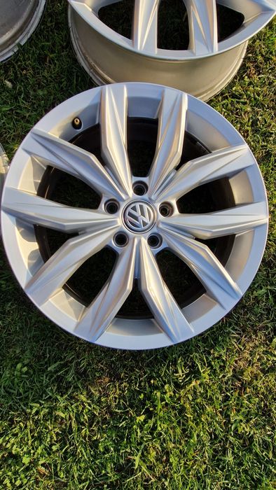 Jante originale Vw Tiguan R18, model  "KINGSTON",  Skoda Kodiaq SeatTerraco, cod  5NA 601 025 B