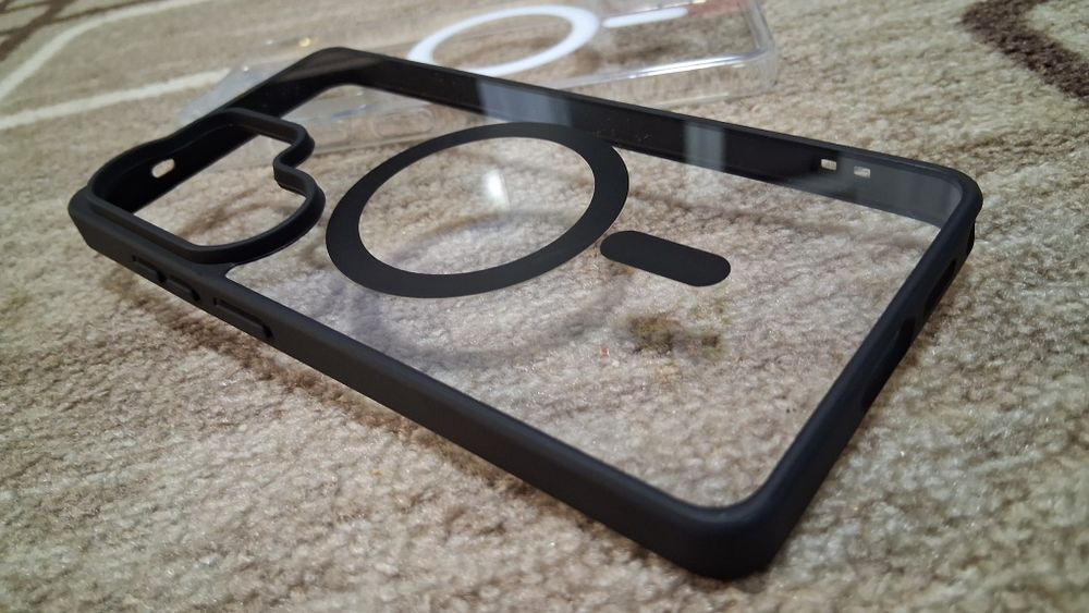 Husa Ultra Hybrid MagSaffe Samsung S26 Ultra!