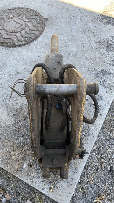 Гидромолот для экскаватор малютка бу