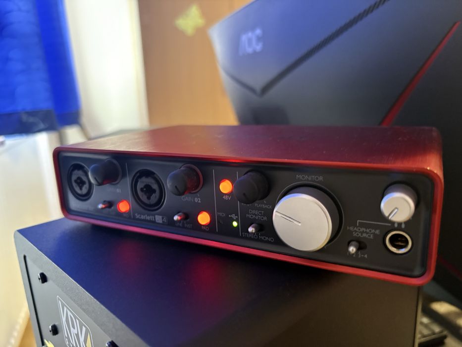 Focusrite Scarlett 2i4