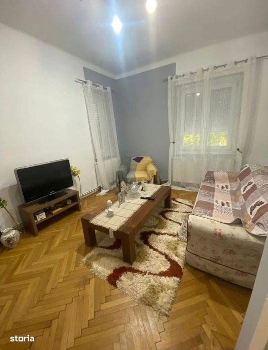 2 decomandate ultracentral Ramada Şcoala 2 etajul2 centrală mobilat