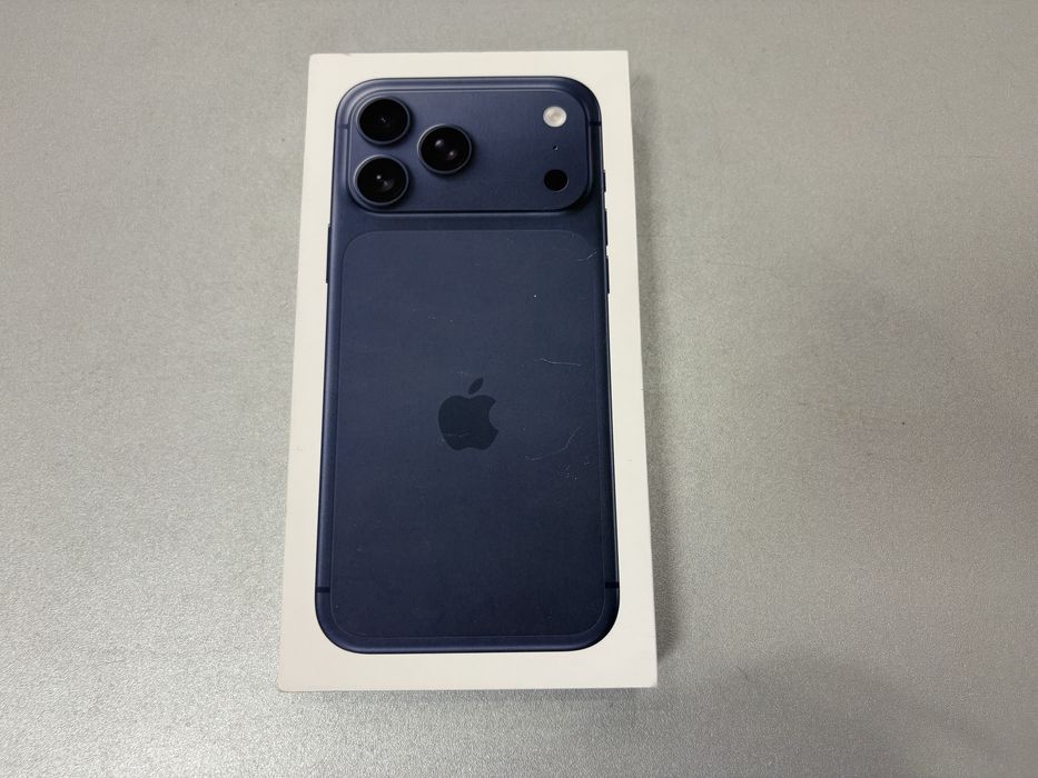 Iphone 17 Pro Max, 512 gb, Deep Blue, nou la cutie