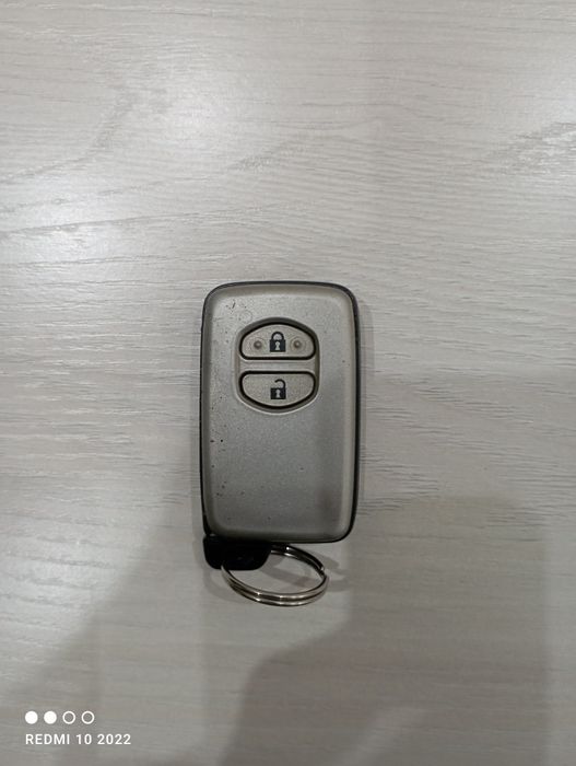 Продам ключ от Toyota Land Cruiser