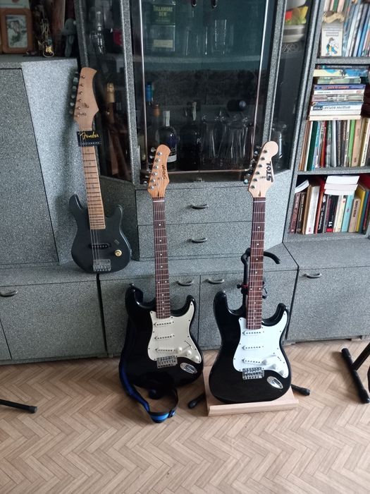 Продавам китари,акустични и електрически.Аксесоари и кубета.