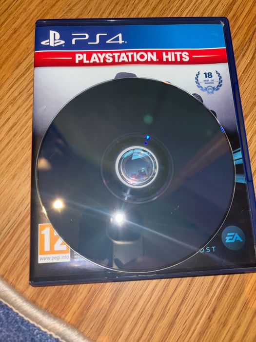 Продавам игри за плейстейшън 4