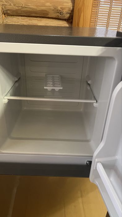 Холодильник Muxxed BCD-105B бежевый