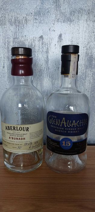 Бутилки от уиски със и без кутии