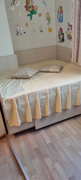 Inchiriez apartament doua camere Micro 3 langa Scoala 13 Matei Basarab