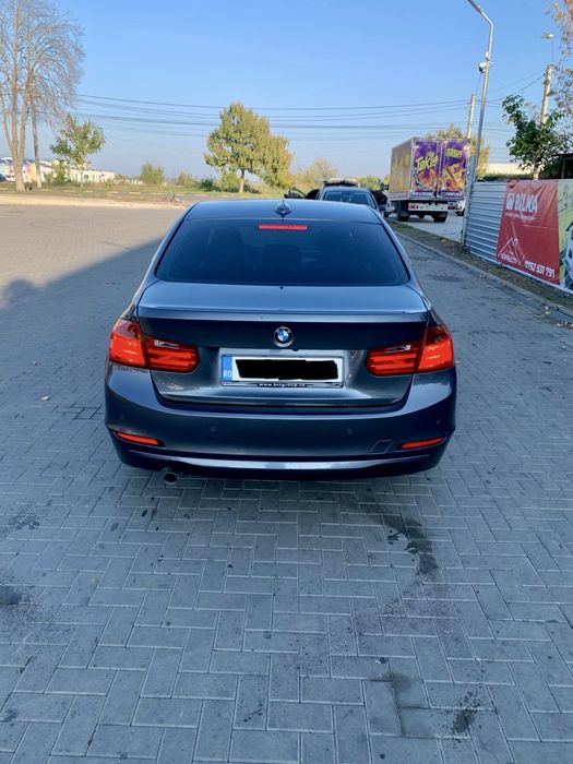 BMW F30 2.0d 141cp