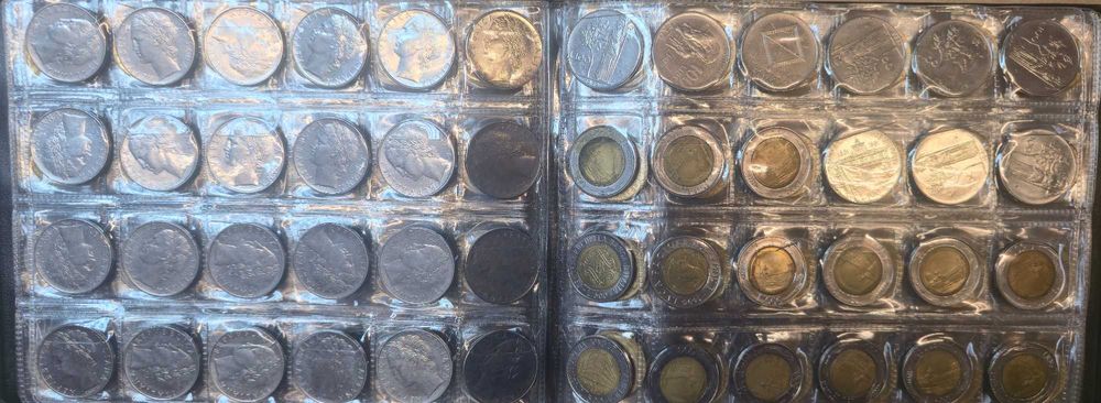 монети 2 Държави 210 бр