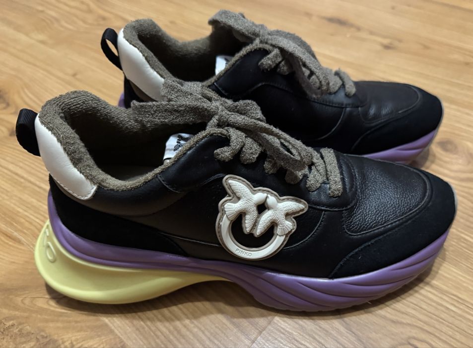 Маратонки  Pinko - намалени