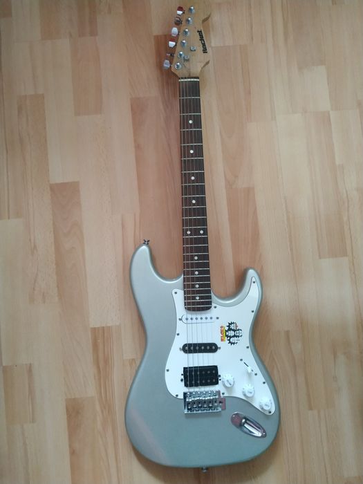 Гитара Rocket с хамбакером (торг)