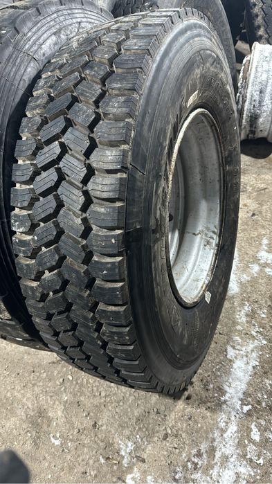 Продам грузовые б/у автошины