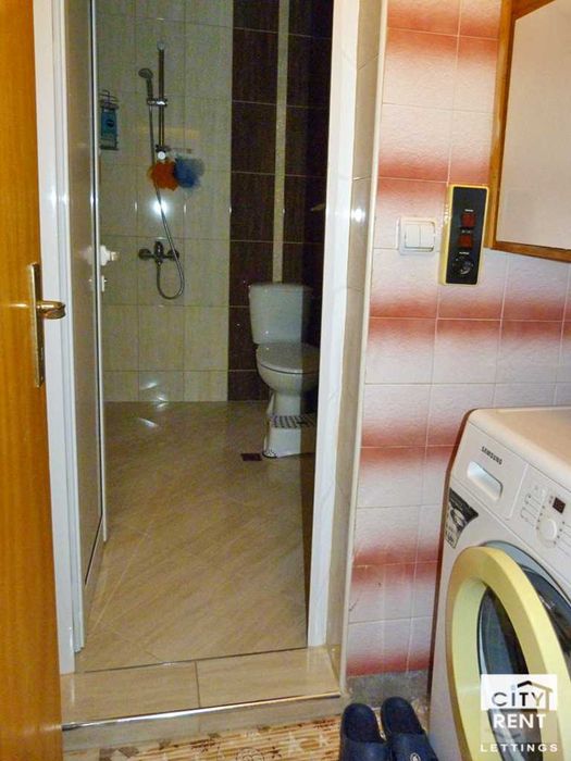 Дава се под наем Тристаен апартамент в Велико Търново, Зона Б - 100 кв.м за 410 € - Снимка #11