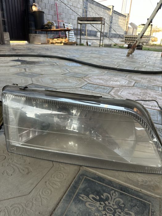 Фара Nissan Maxima (с линзами)