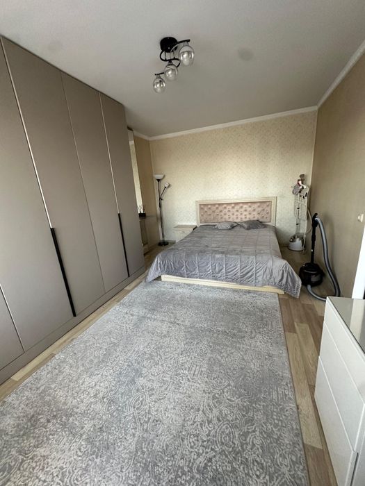 Сдам 2х ком квартиру