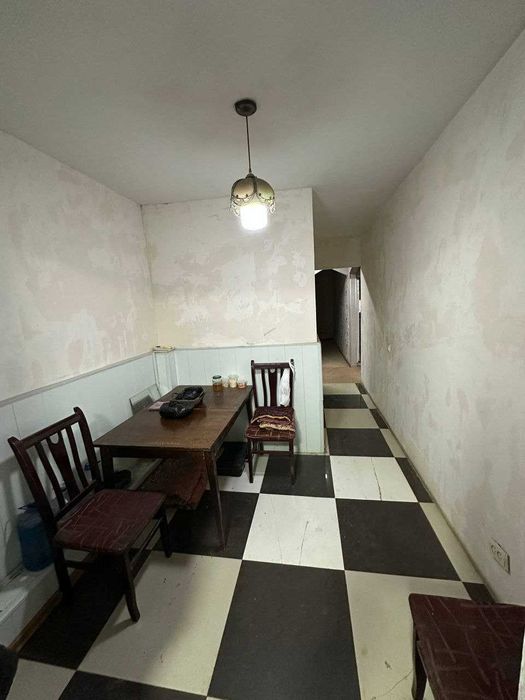 4 хоналик квартира 1 кават теракзор, солик коллежи