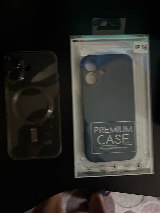 Huse iPhone 16 sigilata