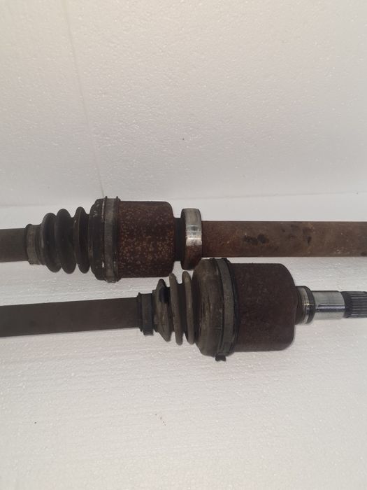 Planetara Ford Mondeo Mk4, 2.0 tdci 140 cai