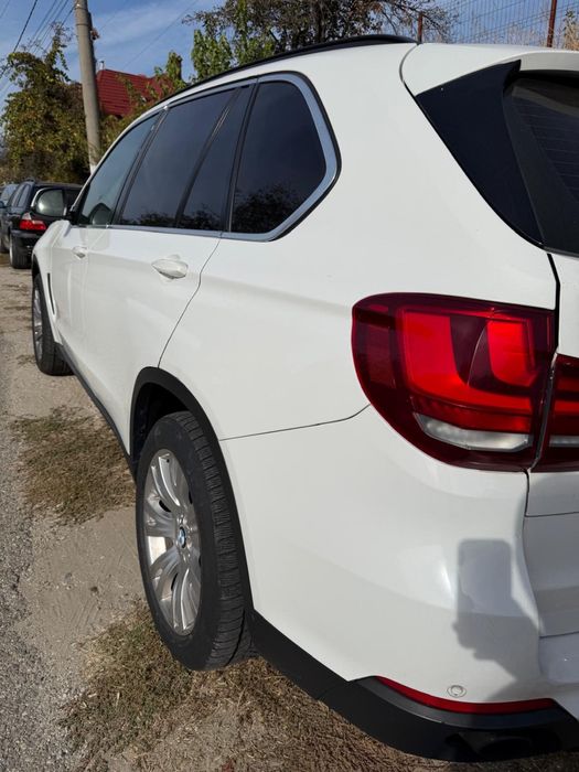 Vand sau dezmembrez bmw x5 f15 3.0D motor defect