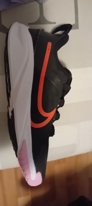 Adidasi Nike marime 33,5 noi