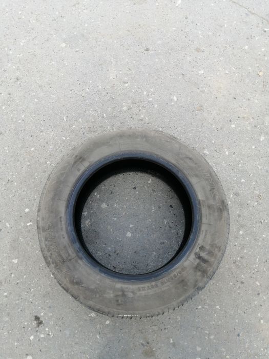 Продам шины Легковой