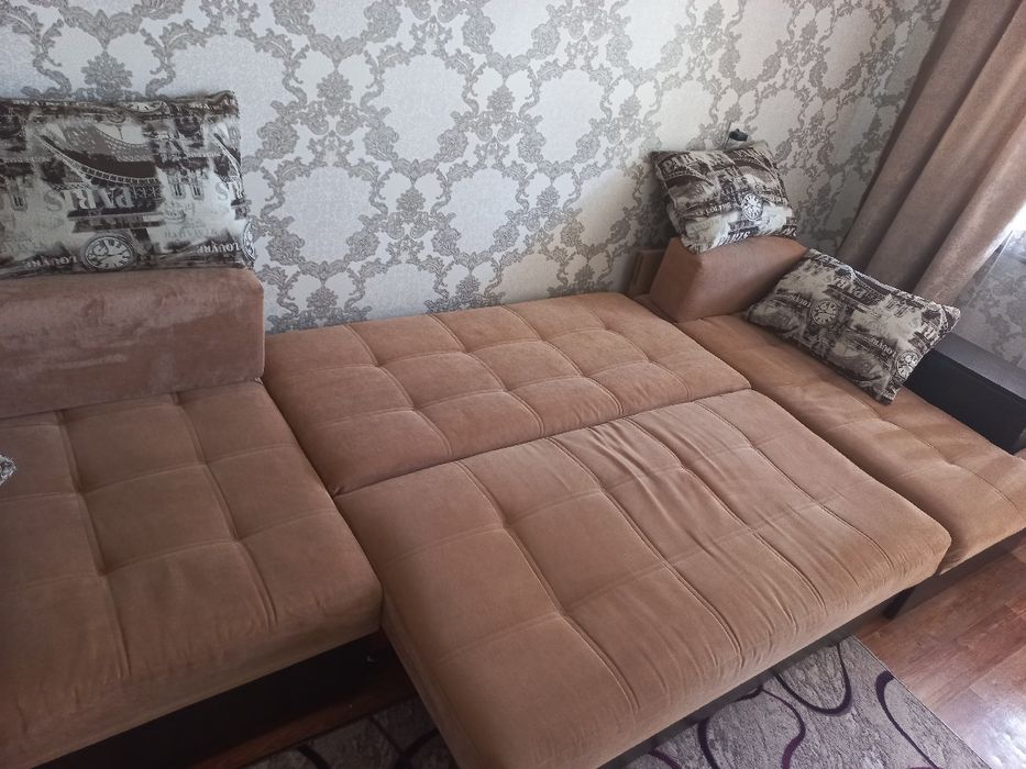 Диван  раскладной,  трансформер . .