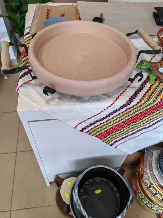 Троянска керамика и дърворезба