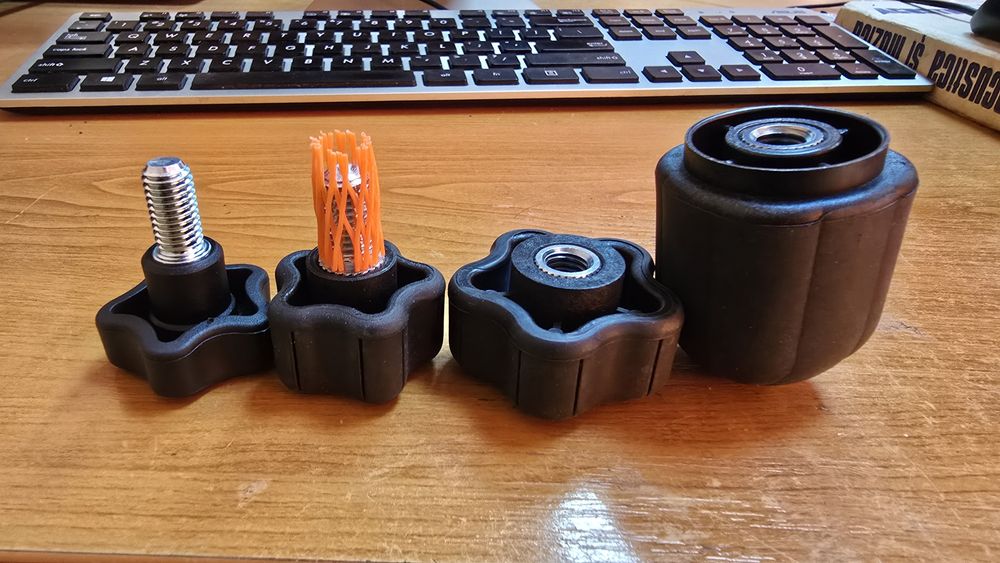 Suruburi pentru bracketi boxe D&B audiotechnik