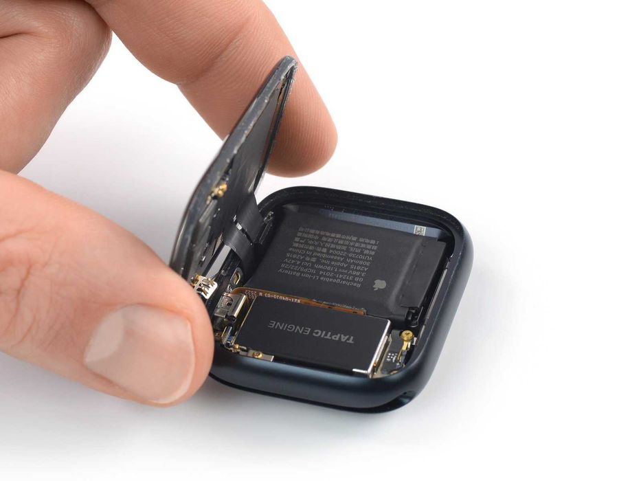 Reparatii Apple Watch la Artcore Service Center - service specializat Apple in Iași