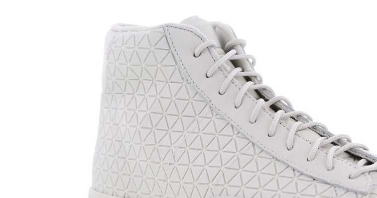 Adidasi Nike Blazer Mid Metric marimea 40.5 si 42 -LICHIDARE STOC-