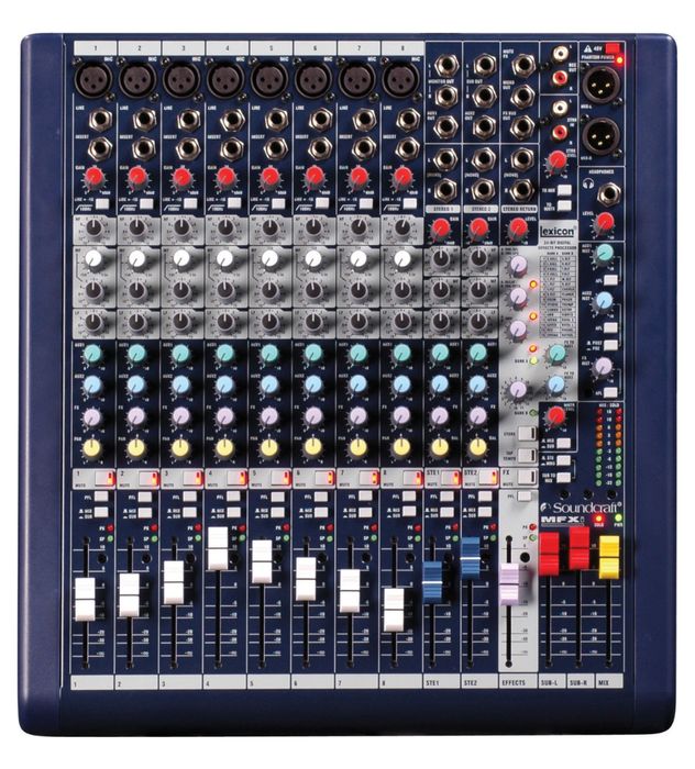 Mixer audio muzical soundcraft cu efecte de voce