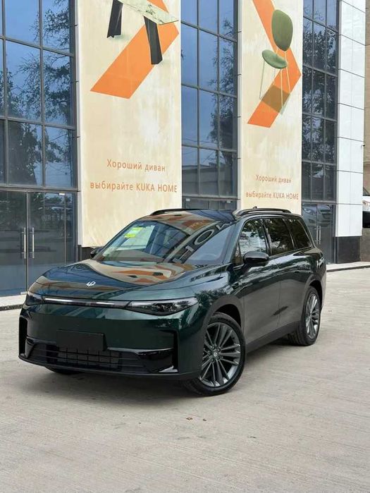 Leapmotor C16 HYBRID pod zakaz