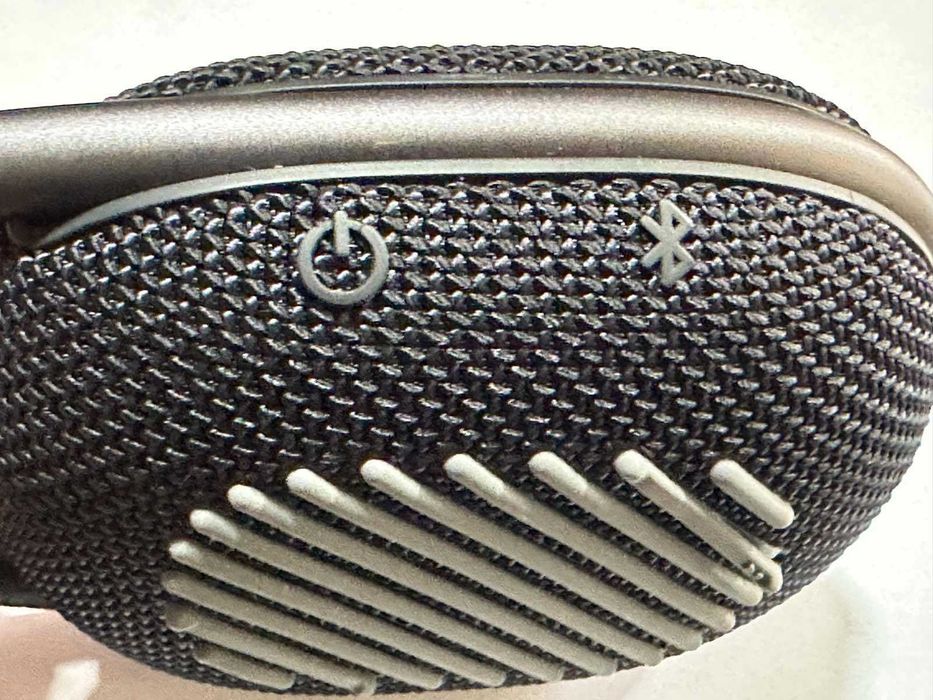 Портативна Bluetooth колонка JBL Clip 4 – Black
