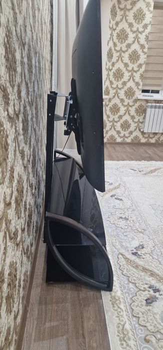 Подставка для телевизора