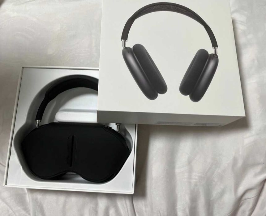 Продам Airpods Max