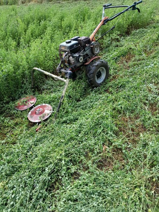 Vând cositoare stare buna
