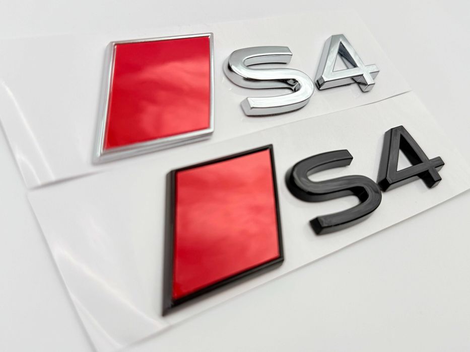 Emblema AUDI S4 spate negru NOU