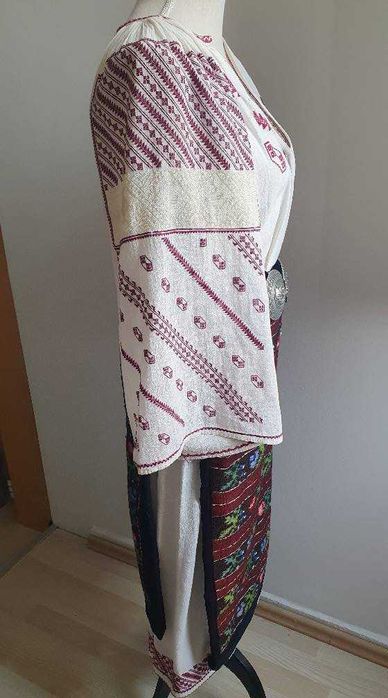 REDUCERE 20%! Costum popular (ie/camasa, poala, catrinte/fote/sorturi)