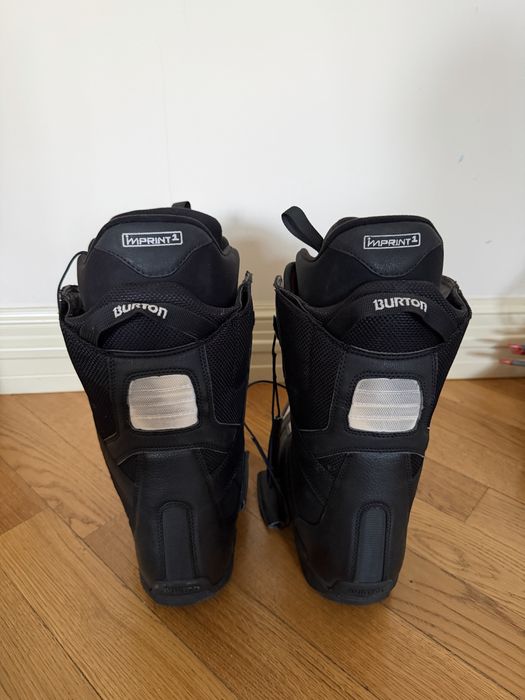 Сноуборд и ботинки для сноуборда Burton