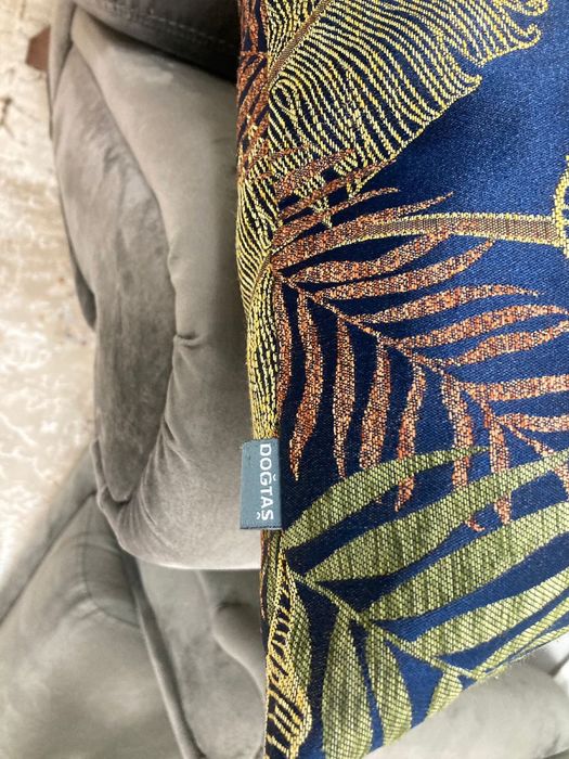 Мягкая мебель (диван)