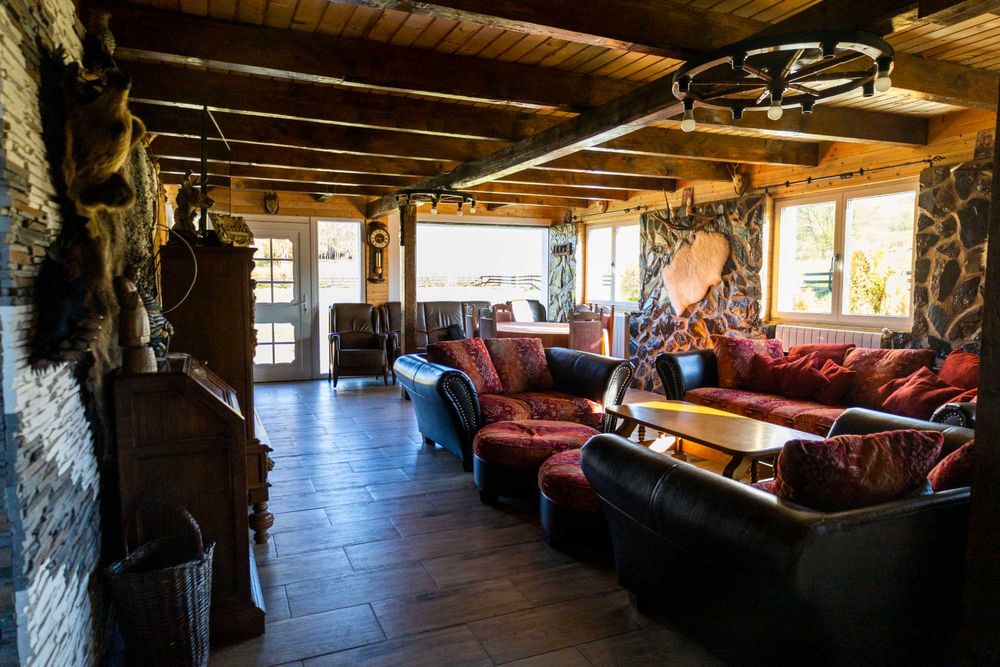 Cabana / locatie de evenimente si cazare